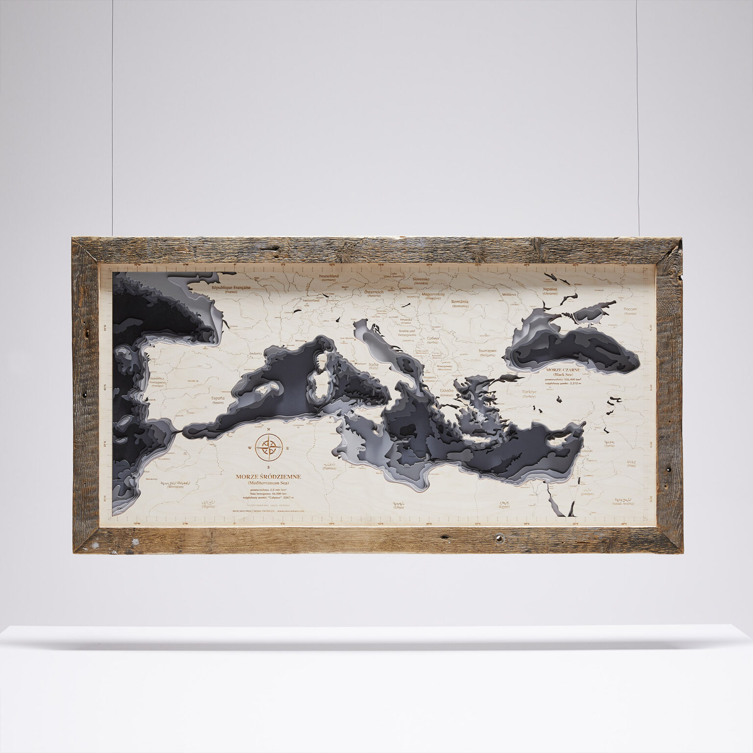 Morze Śródziemne  - Drewniana Mapa w ramie (szara)