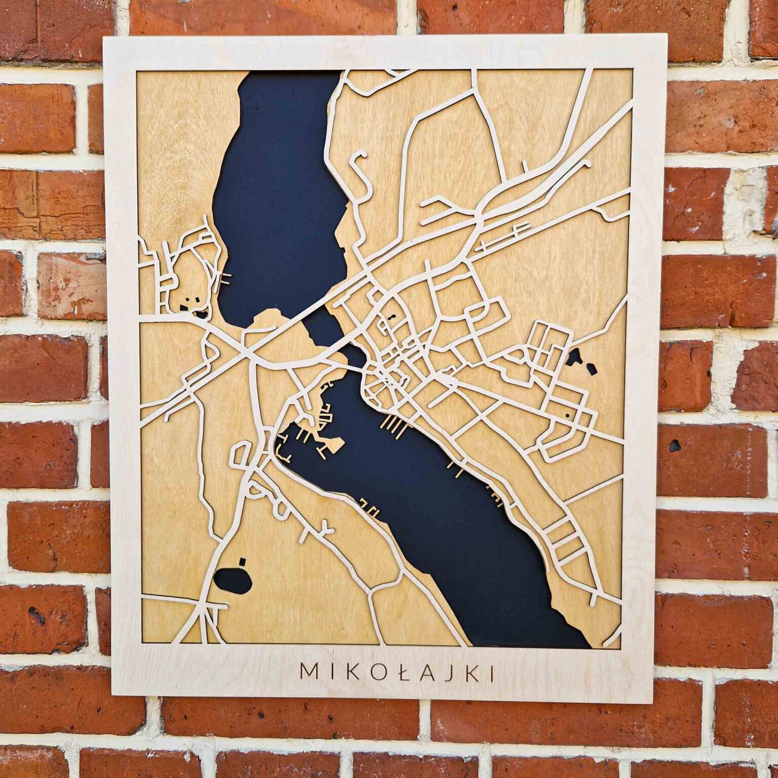 Mikołajki - Drewniany Plakat